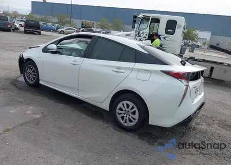 2017 Toyota Prius Two z USA, uszkodzony, nr VIN JTDKBRFU2H3545368